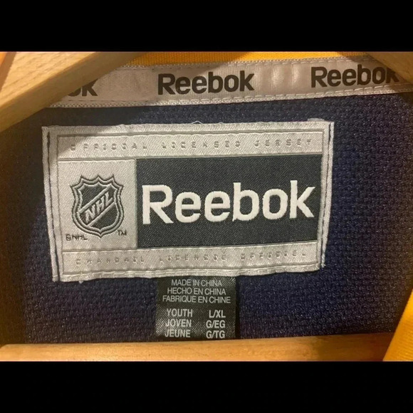 Reebok Buffalo Sabres NHL Hockey Jersey - Youth Large/ XL - Picture 4 of 12